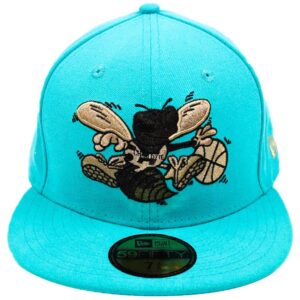 Boné New Era Charlotte Hornets NBA Aba Reta Fechado
